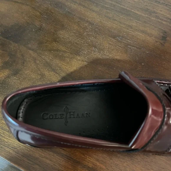 Men’s Cole Haan Dark Red Tassel Loafers - Picture 3 of 6